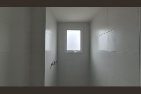 Apartamento à venda com 58m², 2 quartos e 2 vagasBanheiro da suíte 2