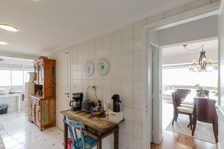 Apartamento à venda com 98m², 2 quartos e 2 vagasCozinha