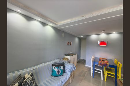 Sala de apartamento para alugar com 2 quartos, 50m² em Recreio dos Bandeirantes, Rio de Janeiro