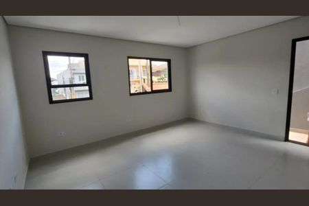 Casa de Condomínio para alugar com 2 quartos, 150m² em Jardim Nova Coimbra, Cotia