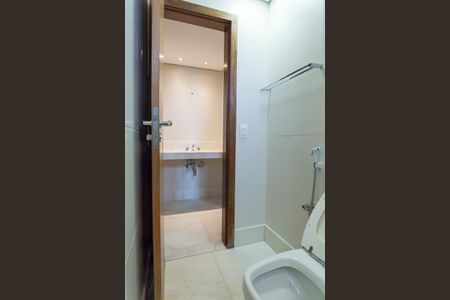 Apartamento à venda com 340m², 4 quartos e 5 vagasbanheiro semi suite 1 e 2