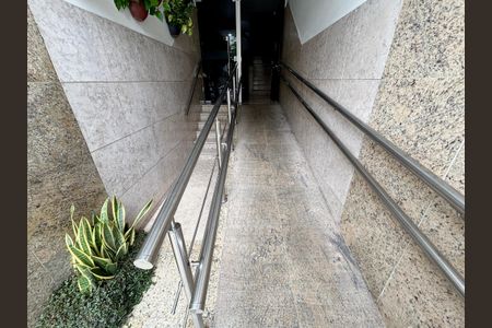 Apartamento para alugar com 28m², 1 quarto e sem vaga Apartamento para alugar com 28m², 1 quarto e sem vagaPortaria