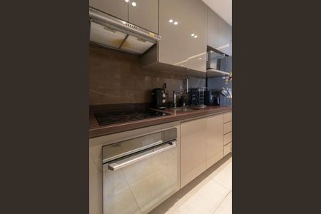 Apartamento à venda com 66m², 1 quarto e 2 vagasCozinha