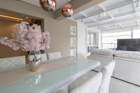 Apartamento à venda com 66m², 1 quarto e 2 vagasSala de Jantar