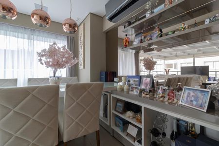 Apartamento à venda com 66m², 1 quarto e 2 vagasSala de Jantar