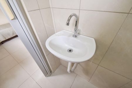 Studio para alugar com 18m², 1 quarto e sem vaga Studio para alugar com 18m², 1 quarto e sem vagaBanheiro