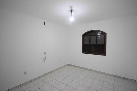 Quarto de casa para alugar com 2 quartos, 200m² em Vila Tolstoi, São Paulo