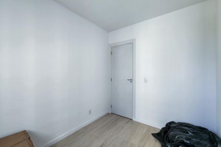 Quarto 1 de apartamento para alugar com 2 quartos, 44m² em Santo Cristo, Rio de Janeiro