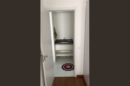 Banheiro de apartamento à venda com 1 quarto, 30m² em Centro Histórico de São Paulo, São Paulo