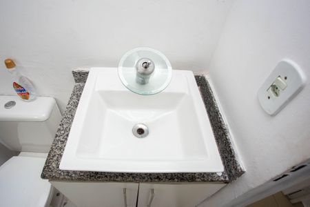 Apartamento à venda com 43m², 2 quartos e sem vagaBanheiro