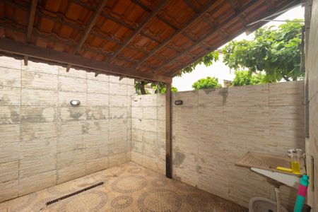 Casa de condomínio para alugar com 50m², 2 quartos e 1 vagaÁrea de Serviço