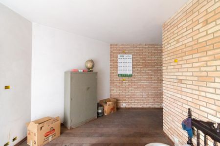 Casa de condomínio à venda com 350m², 3 quartos e 4 vagas Casa de condomínio à venda com 350m², 3 quartos e 4 vagasQuarto 2 - Suíte