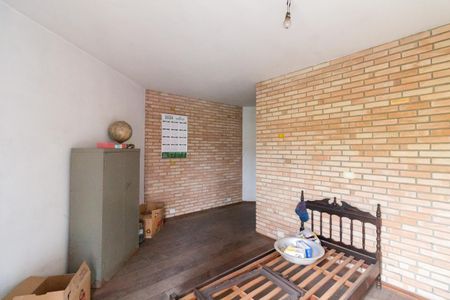 Casa de condomínio à venda com 350m², 3 quartos e 4 vagas Casa de condomínio à venda com 350m², 3 quartos e 4 vagasQuarto 2 - Suíte