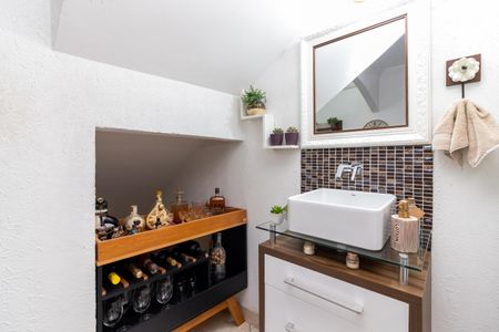 Casa à venda com 170m², 2 quartos e 1 vagaLavatório e Lavabo