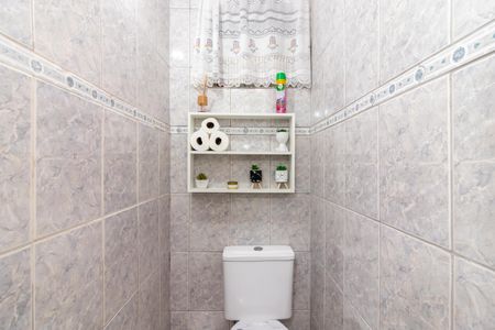 Casa à venda com 170m², 2 quartos e 1 vagaLavatório e Lavabo
