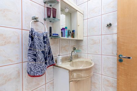 Casa à venda com 170m², 2 quartos e 1 vagaBanheiro da Suíte 1