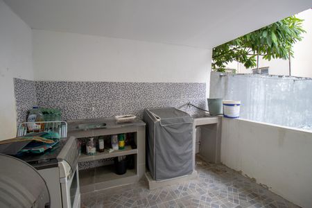 Apartamento para alugar com 110m², 3 quartos e sem vagaÁrea de Serviço