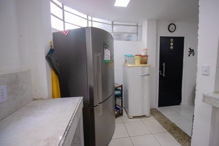 Apartamento para alugar com 110m², 3 quartos e sem vagaCozinha