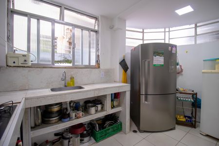 Apartamento para alugar com 110m², 3 quartos e sem vagaCozinha