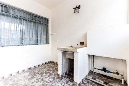 Casa à venda com 154m², 5 quartos e 3 vagas Casa à venda com 154m², 5 quartos e 3 vagasCasa 1