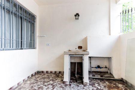 Casa à venda com 154m², 5 quartos e 3 vagas Casa à venda com 154m², 5 quartos e 3 vagasCasa 1