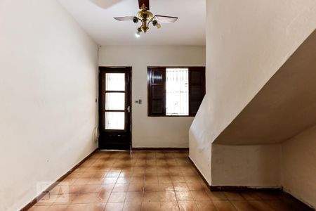 Casa à venda com 154m², 5 quartos e 3 vagas Casa à venda com 154m², 5 quartos e 3 vagasCasa 1