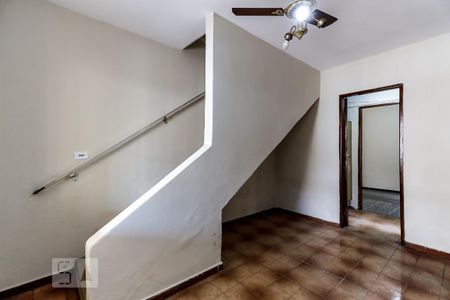 Casa à venda com 154m², 5 quartos e 3 vagas Casa à venda com 154m², 5 quartos e 3 vagasCasa 1