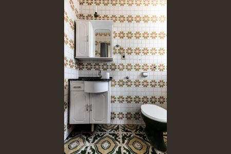 Casa à venda com 154m², 5 quartos e 3 vagas Casa à venda com 154m², 5 quartos e 3 vagasCasa 1