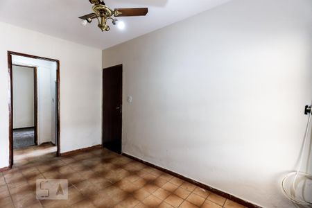 Casa à venda com 154m², 5 quartos e 3 vagas Casa à venda com 154m², 5 quartos e 3 vagasCasa 1