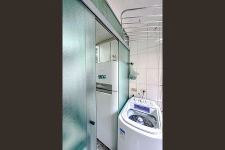 Apartamento à venda com 118m², 3 quartos e 1 vagaÁrea de Serviço