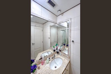 Apartamento à venda com 118m², 3 quartos e 1 vagaBanheiro