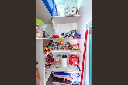 Apartamento à venda com 118m², 3 quartos e 1 vagaÁrea de Serviço