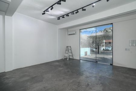 Casa à venda com 600m², 6 quartos e 4 vagasEscritório