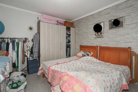 Casa à venda com 600m², 6 quartos e 4 vagasQuarto 4