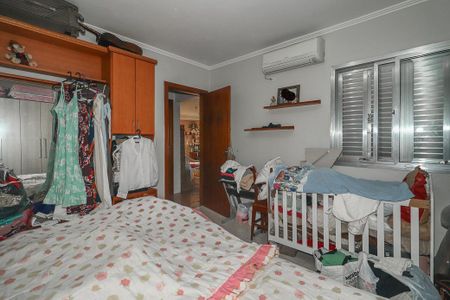 Casa à venda com 600m², 6 quartos e 4 vagasQuarto 4