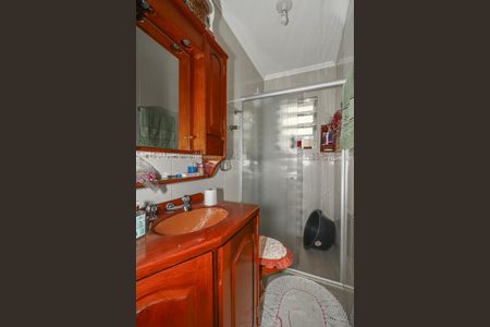 Casa à venda com 600m², 6 quartos e 4 vagasBanheiro 2