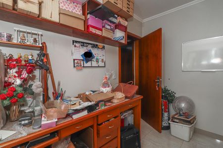 Casa à venda com 600m², 6 quartos e 4 vagasQuarto 5