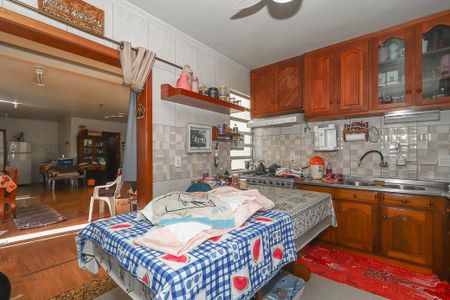Casa à venda com 600m², 6 quartos e 4 vagasCozinha