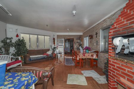 Casa à venda com 600m², 6 quartos e 4 vagasSala 1