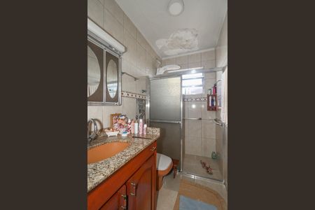 Casa à venda com 600m², 6 quartos e 4 vagasBanheiro da Suíte
