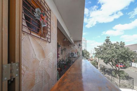 Casa à venda com 600m², 6 quartos e 4 vagasVaranda