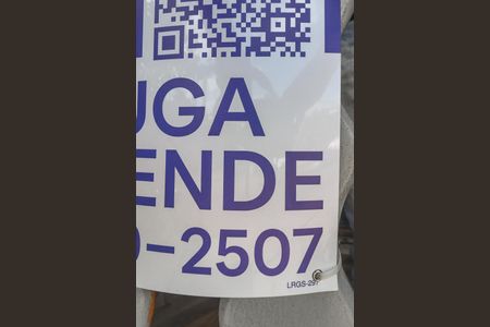 Casa à venda com 600m², 6 quartos e 4 vagasFachada