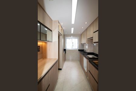 Apartamento para alugar com 47m², 2 quartos e 1 vaga Apartamento para alugar com 47m², 2 quartos e 1 vagaCozinha e Área de Serviço