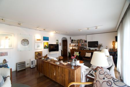 Sala de apartamento à venda com 4 quartos, 170m² em Cerqueira César, São Paulo