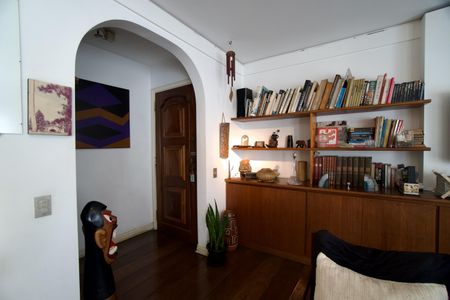 Apartamento à venda com 170m², 4 quartos e 2 vagasSala