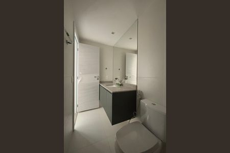 Apartamento à venda com 174m², 3 quartos e 1 vagaSuíte 2 - banheiro