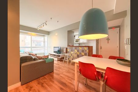 Sala de apartamento à venda com 2 quartos, 69m² em Petrópolis, Porto Alegre