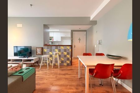 Apartamento para alugar com 69m², 2 quartos e 2 vagasSala