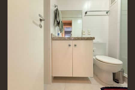Apartamento para alugar com 69m², 2 quartos e 2 vagasBanheiro Social 