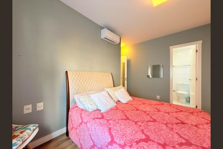 Apartamento para alugar com 69m², 2 quartos e 2 vagasSuíte 